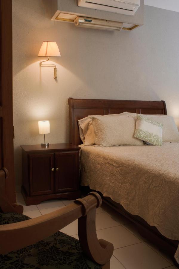 Hotel Gran Domo León Kültér fotó